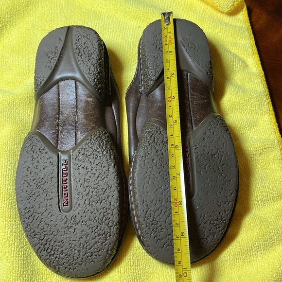 Merrill sandals. Well broke in. Size 7. Brown - Picture 12 of 16